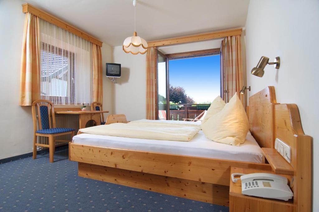 Hubertushof Hotell Latschach ober dem Faakersee Rum bild